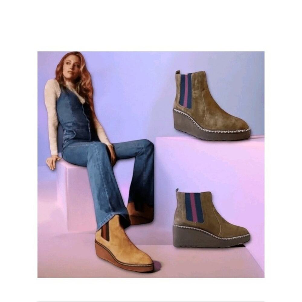Cecelia New York Gemma Tan Suede Wedge Chelsea Ankle Boots Striped Goring 8.5